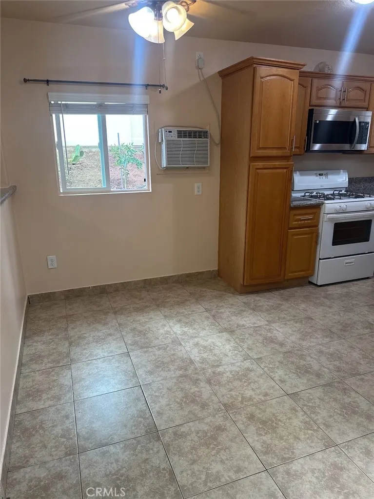 4956 Corral Banning, CA 92220