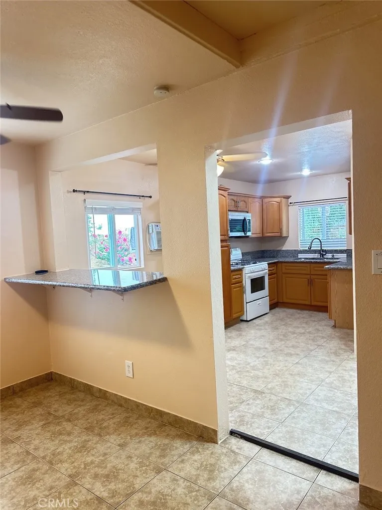 4956 Corral Banning, CA 92220