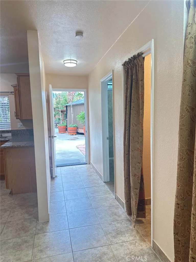 4956 Corral Banning, CA 92220