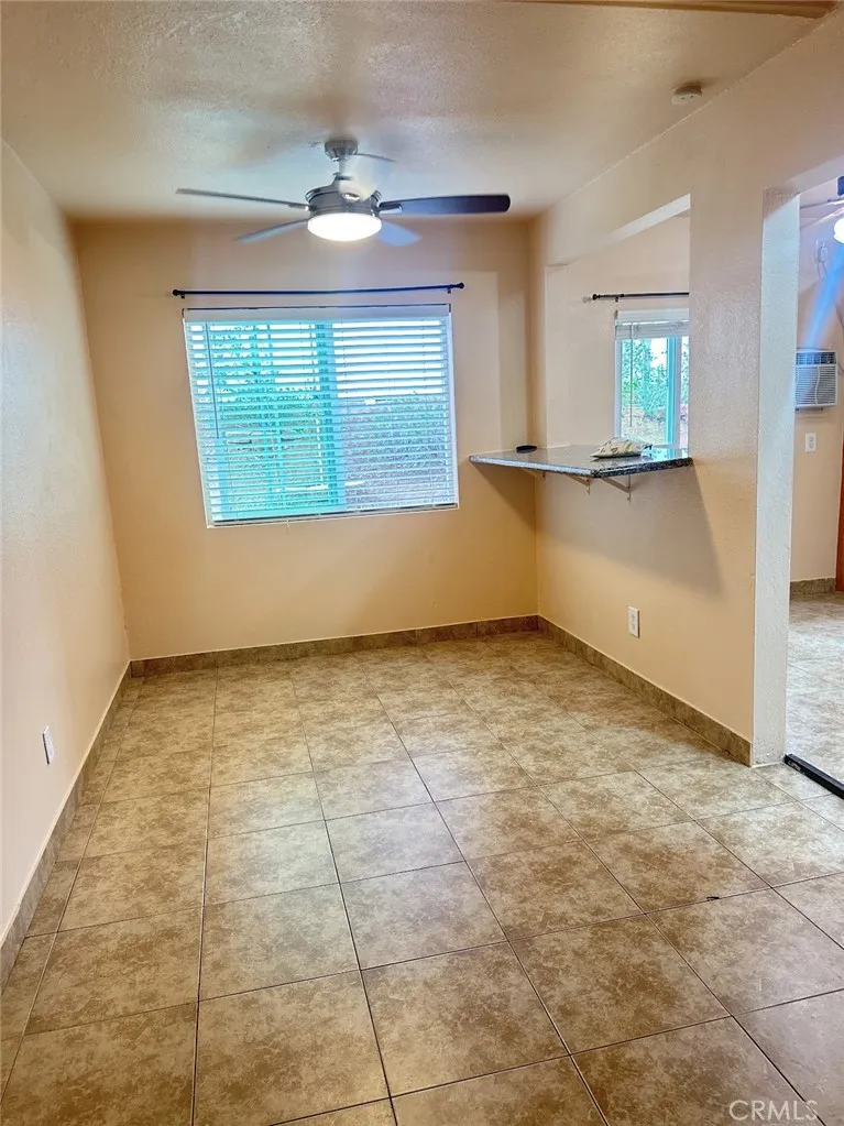 4956 Corral Banning, CA 92220