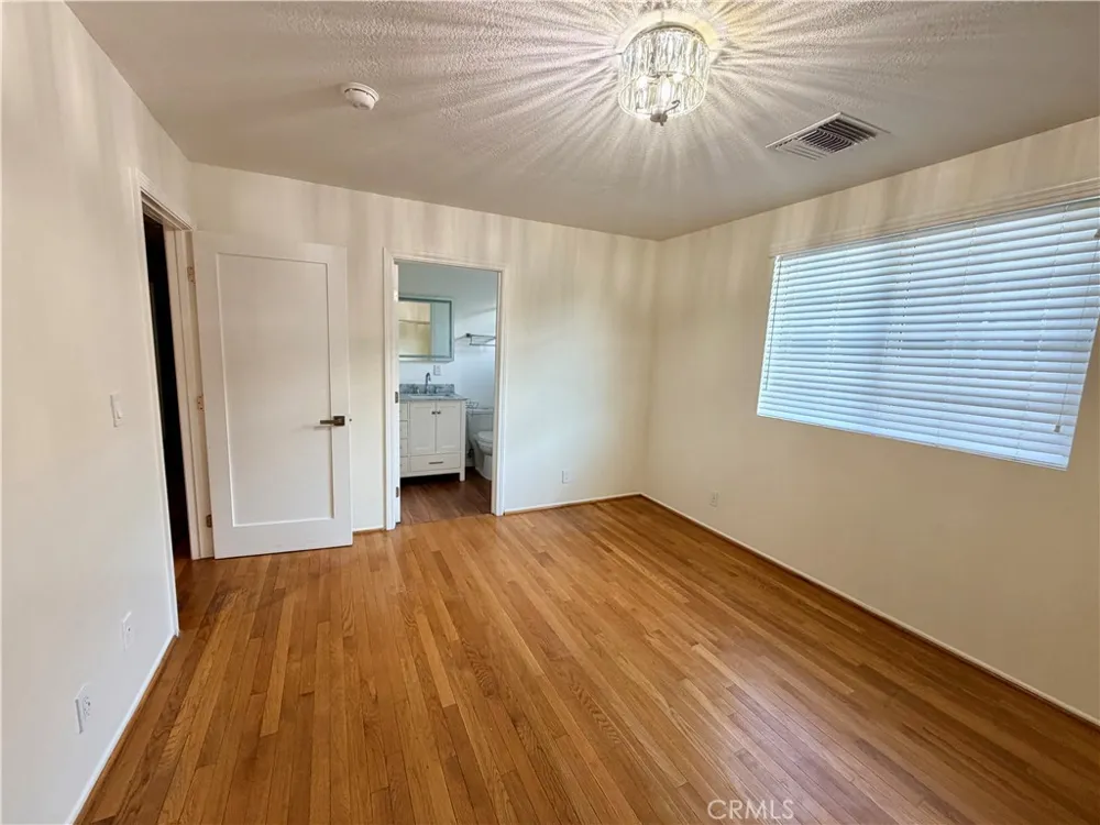 5622 Aldama Street Highland Park, CA 90042