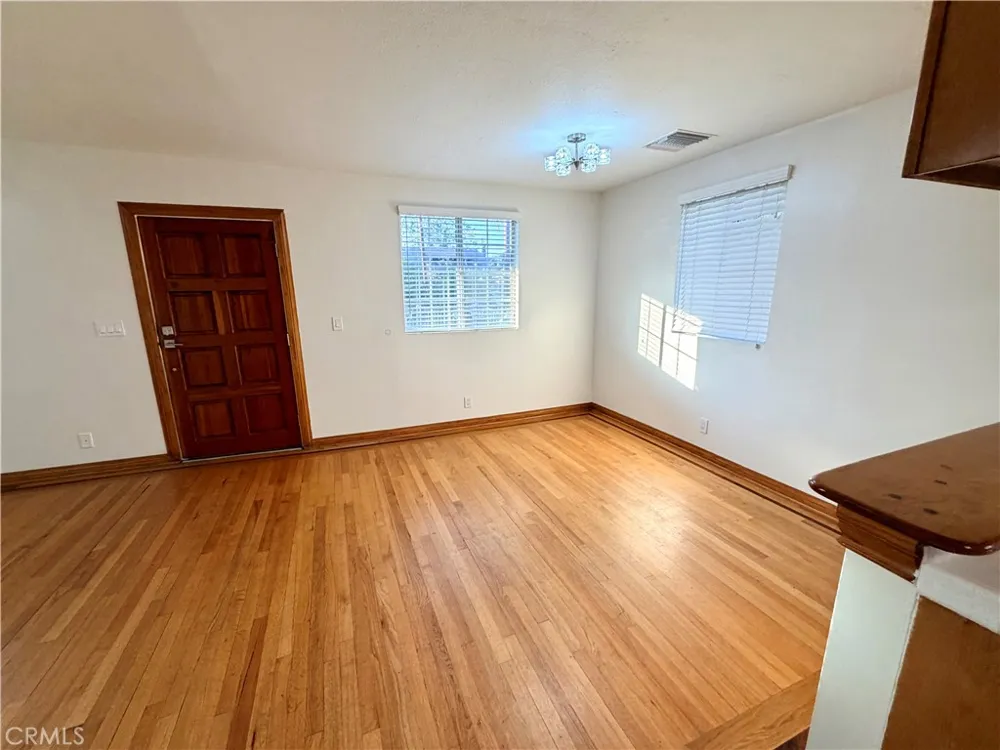 5622 Aldama Street Highland Park, CA 90042