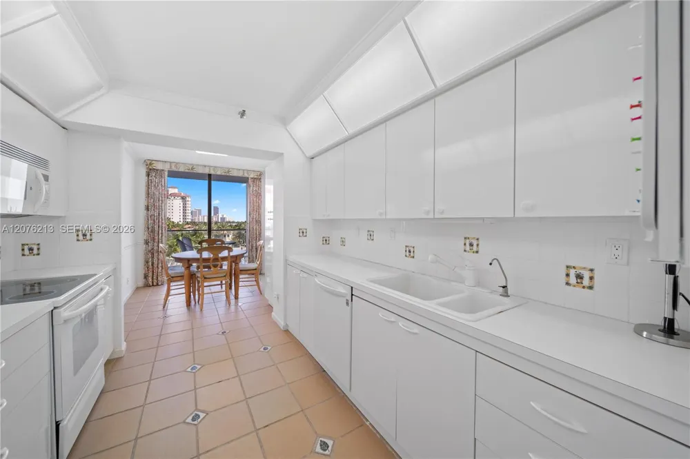 19707 Turnberry Way #6K Aventura, FL 33180
