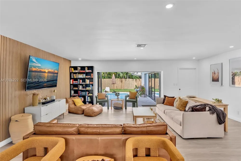 101 El Dorado Pkwy Plantation, FL 33317