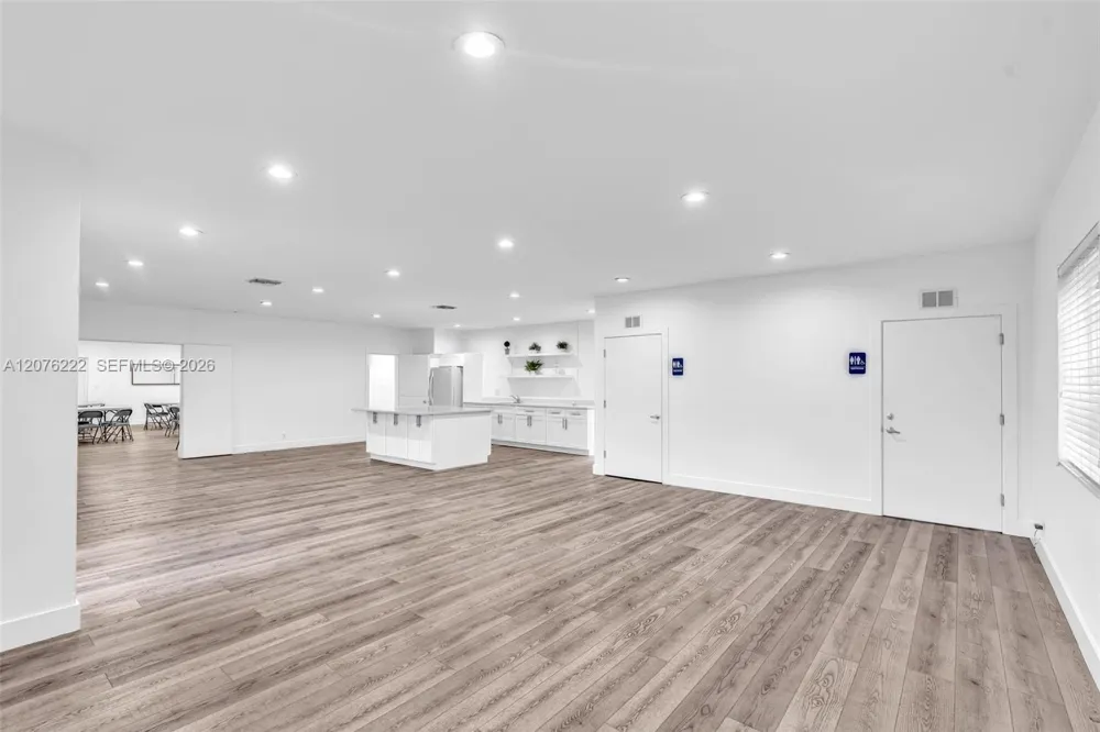 101 El Dorado Pkwy Plantation, FL 33317