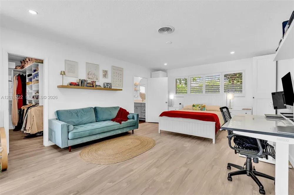 101 El Dorado Pkwy Plantation, FL 33317