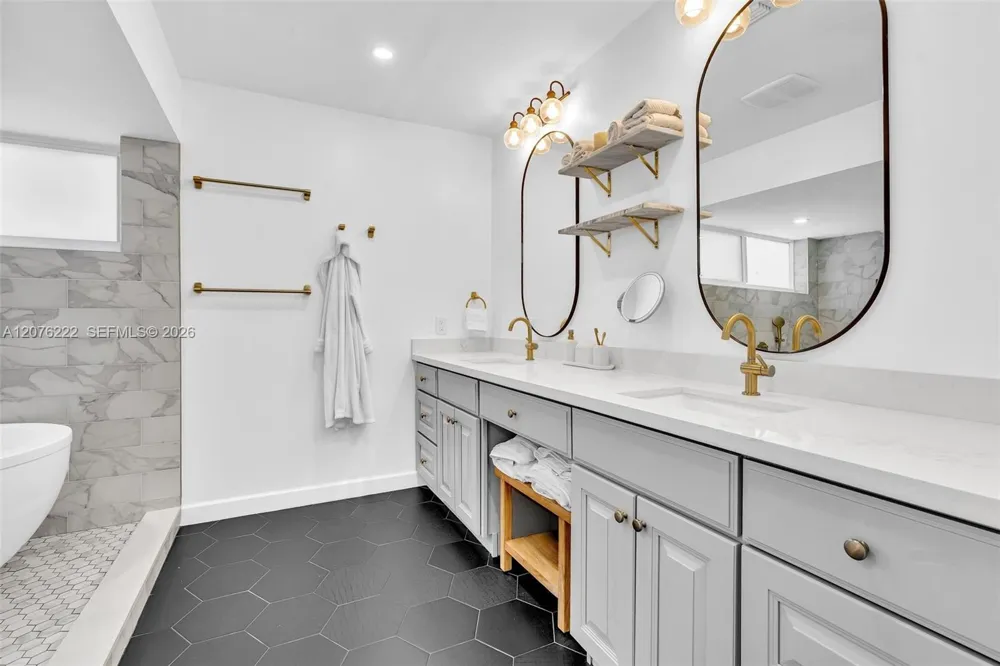 101 El Dorado Pkwy Plantation, FL 33317