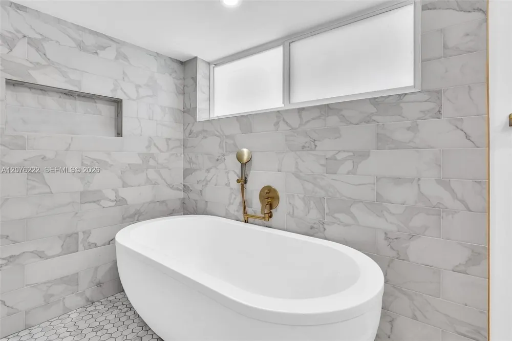 101 El Dorado Pkwy Plantation, FL 33317