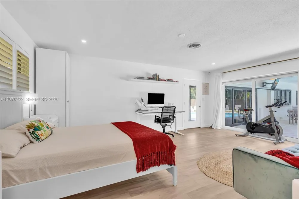 101 El Dorado Pkwy Plantation, FL 33317