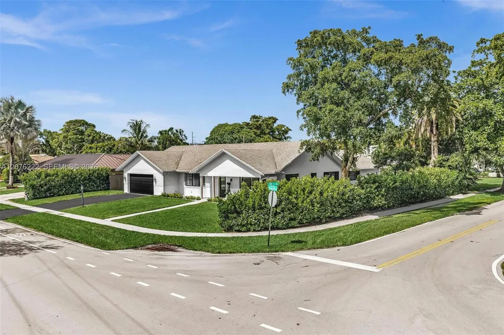101 El Dorado Pkwy Plantation, FL 33317