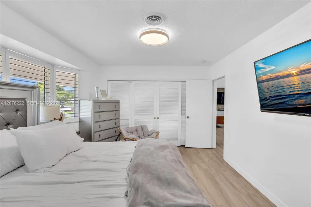 101 El Dorado Pkwy Plantation, FL 33317