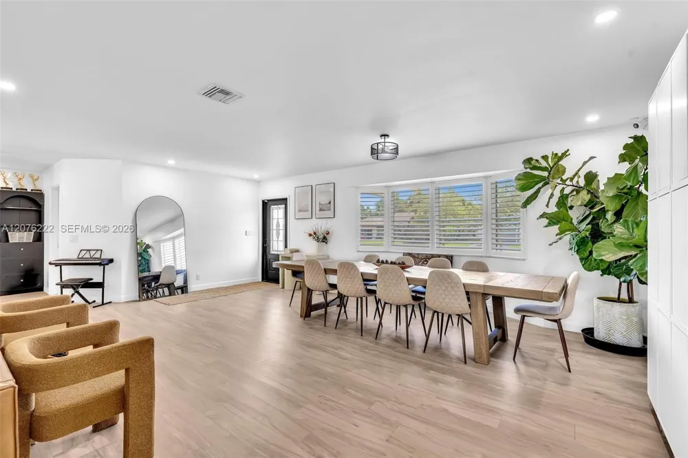 101 El Dorado Pkwy Plantation, FL 33317
