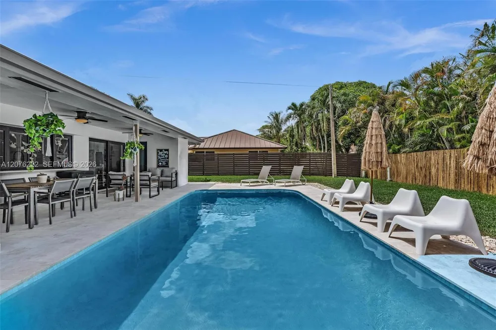 101 El Dorado Pkwy Plantation, FL 33317