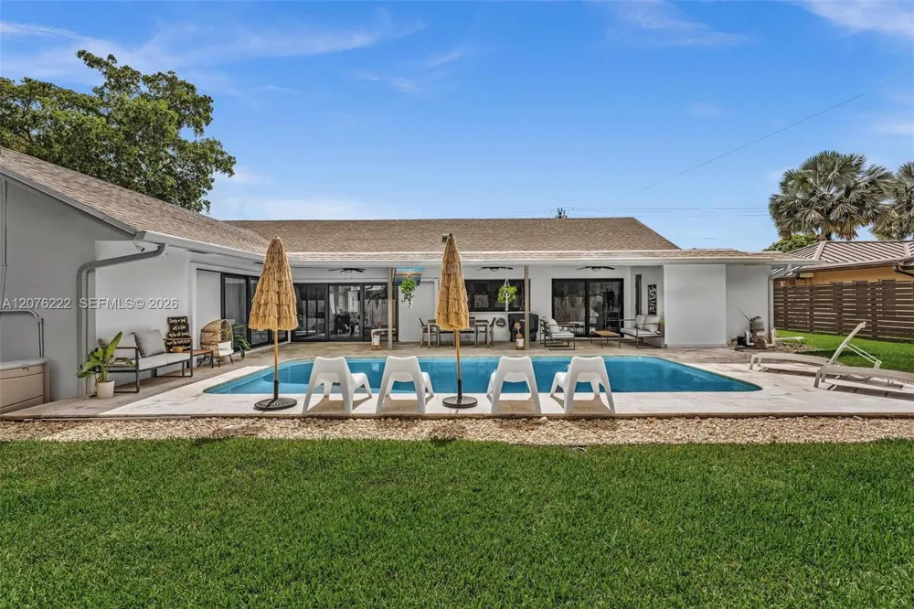 101 El Dorado Pkwy Plantation, FL 33317