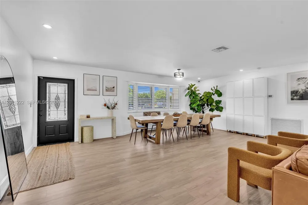 101 El Dorado Pkwy Plantation, FL 33317