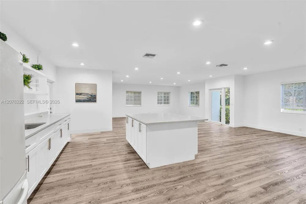 101 El Dorado Pkwy Plantation, FL 33317