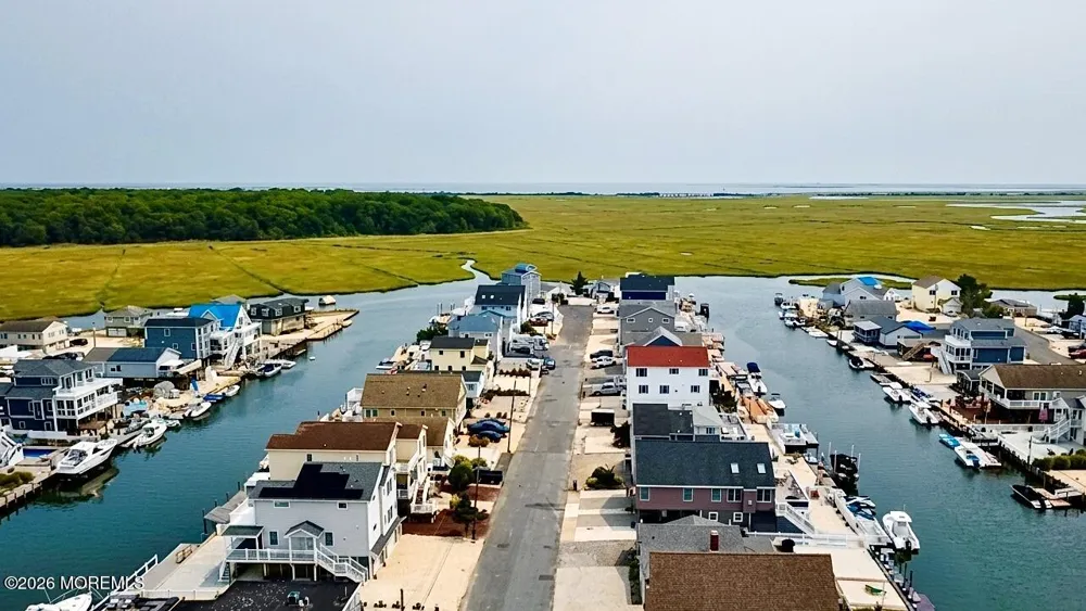 107 E Sail Drive Little Egg Harbor, NJ 08087