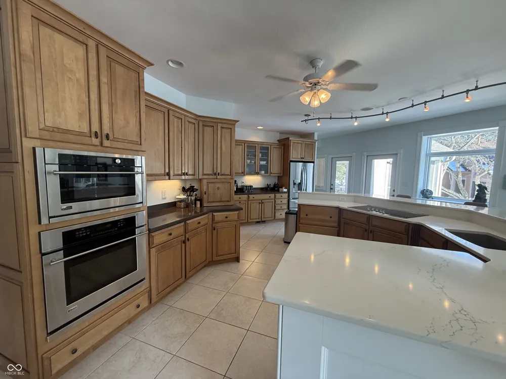 3799 Foxcliff Drive E Martinsville, IN 46151