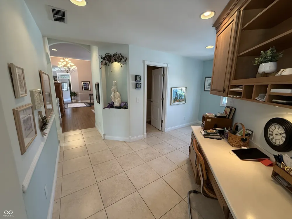 3799 Foxcliff Drive E Martinsville, IN 46151