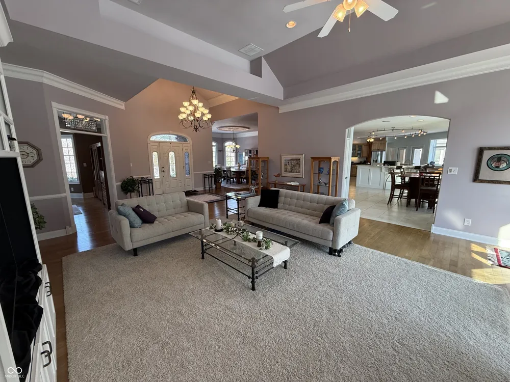 3799 Foxcliff Drive E Martinsville, IN 46151