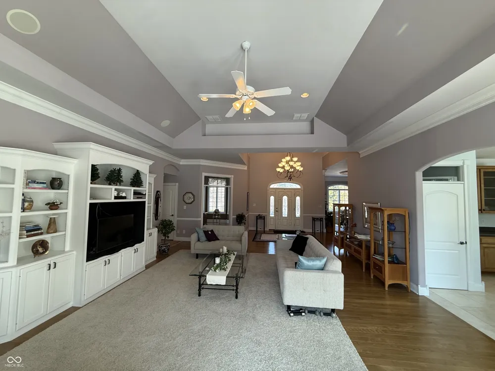 3799 Foxcliff Drive E Martinsville, IN 46151