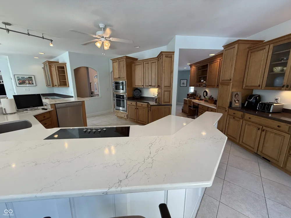 3799 Foxcliff Drive E Martinsville, IN 46151