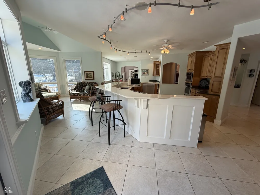 3799 Foxcliff Drive E Martinsville, IN 46151