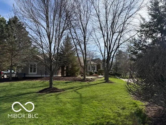 3799 Foxcliff Drive E Martinsville, IN 46151