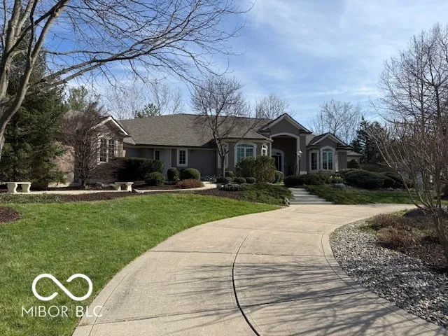3799 Foxcliff Drive E Martinsville, IN 46151