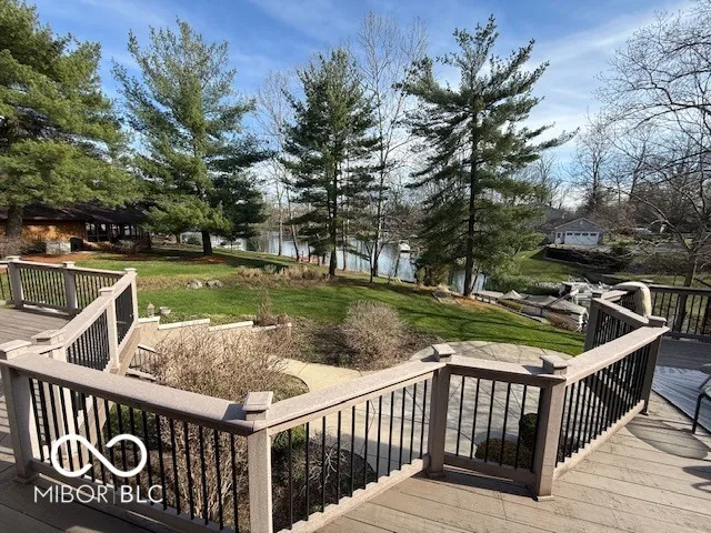 3799 Foxcliff Drive E Martinsville, IN 46151