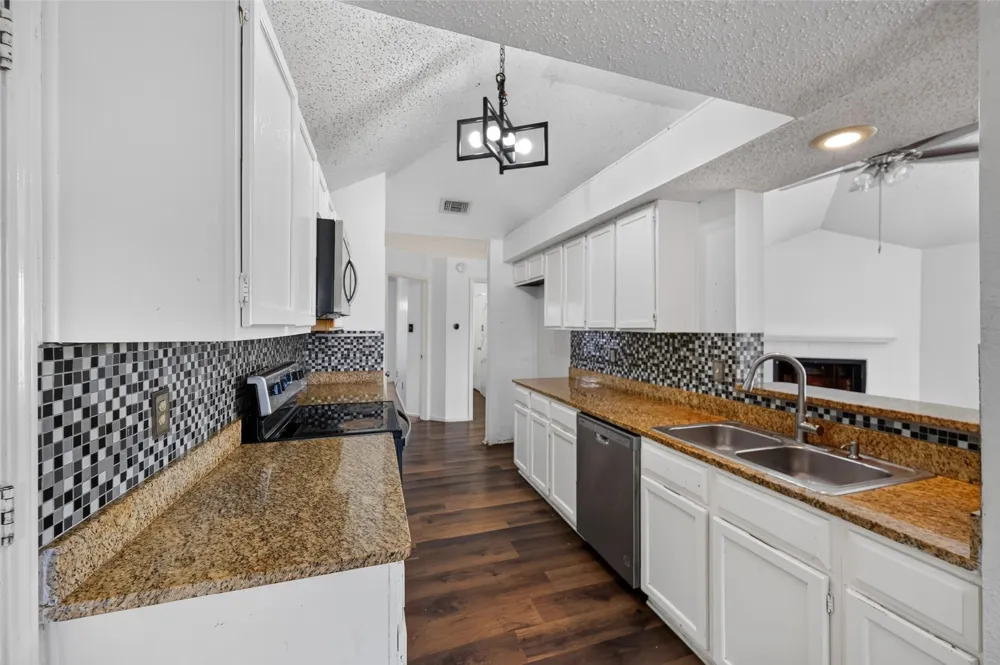 583 Kirkland Drive Coppell, TX 75019