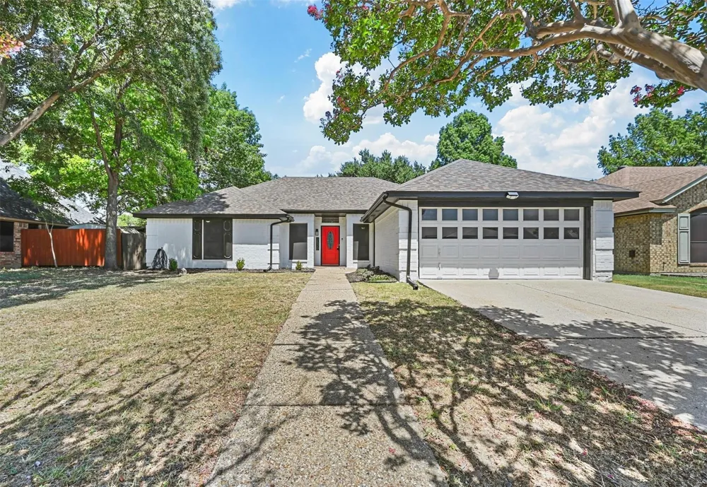 2530 Seven Hills Drive Grand Prairie, TX 75052