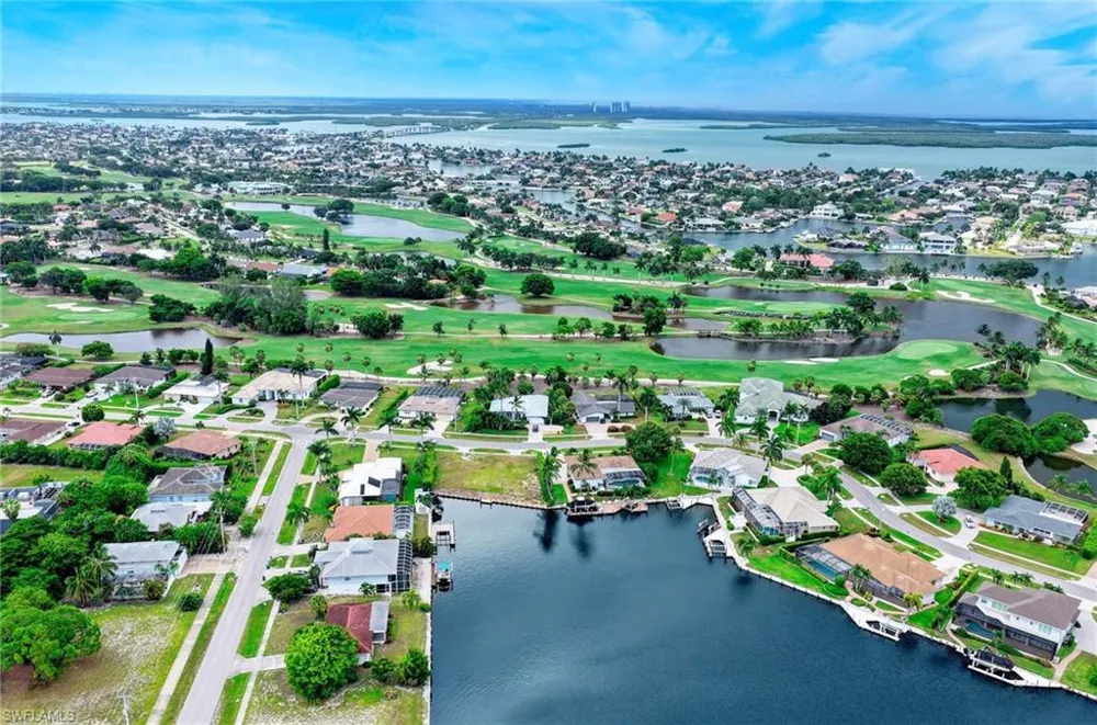 1511 Jamaica Court Marco Island, FL 34145