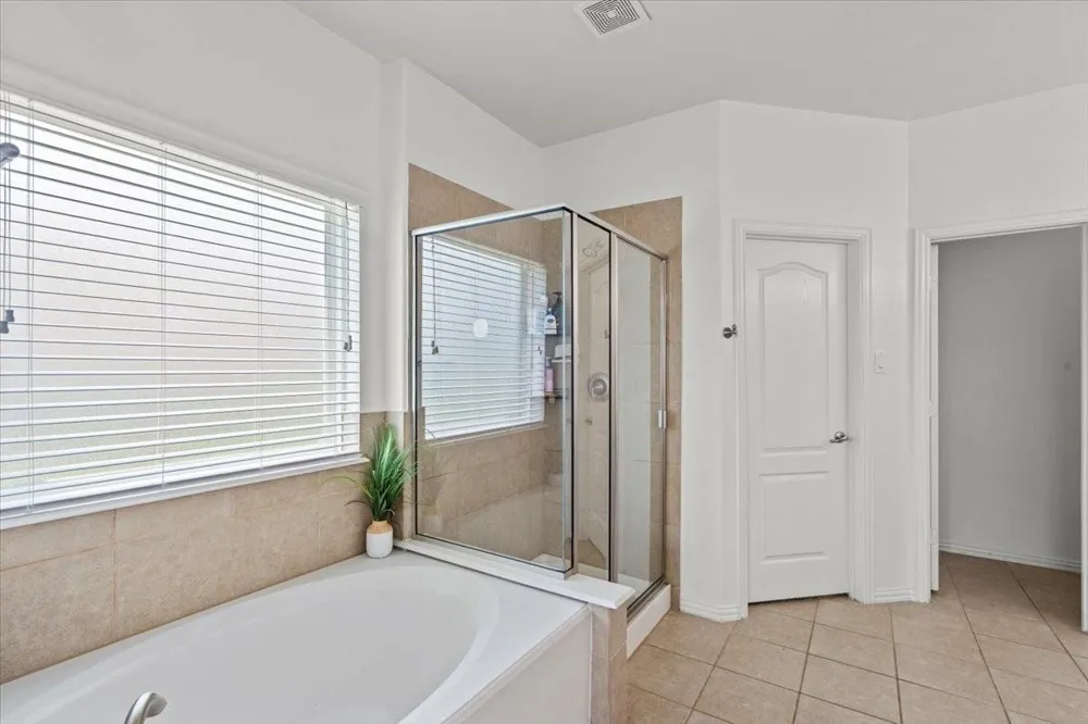 2871 Ginger Cove Lane Dickinson, TX 77539