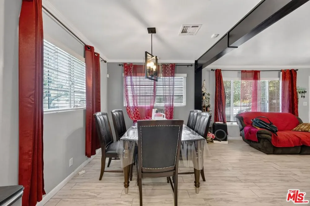 807 Shalimar Drive Bakersfield, CA 93306