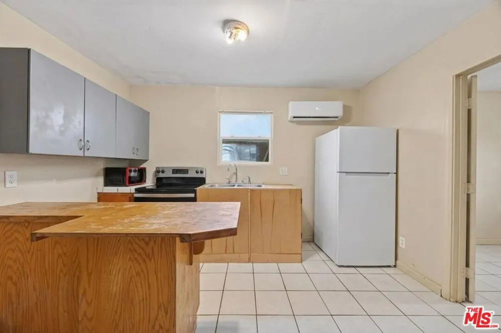 807 Shalimar Drive Bakersfield, CA 93306