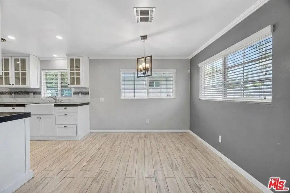 807 Shalimar Drive Bakersfield, CA 93306