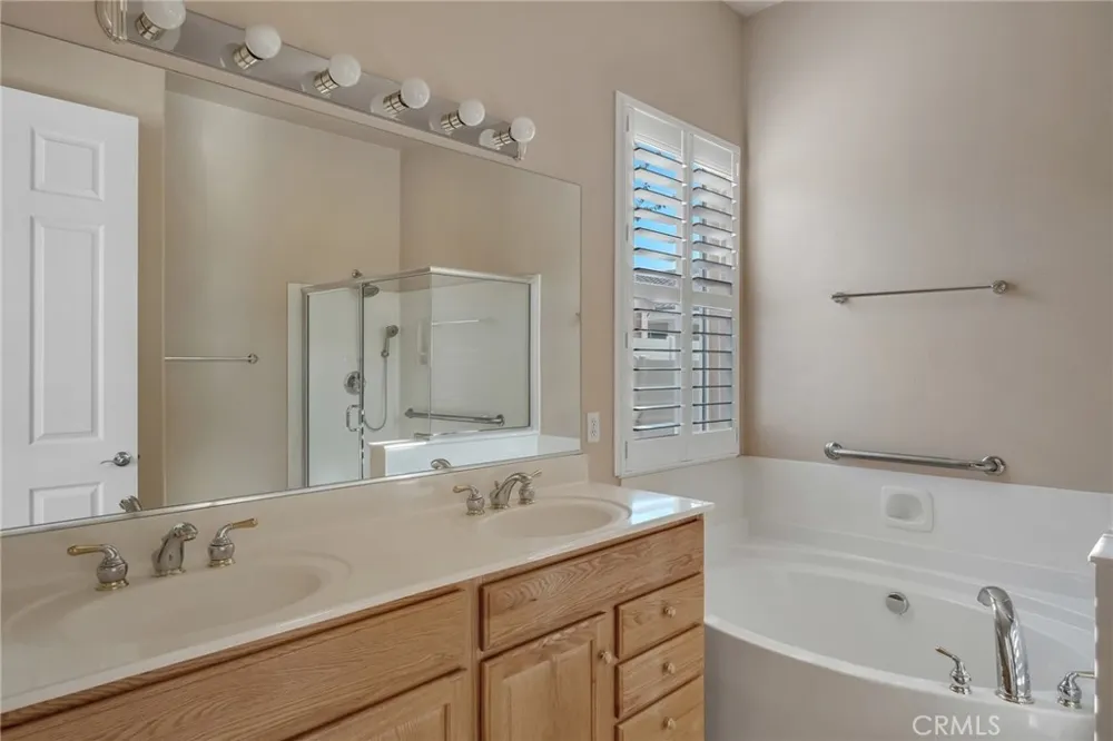 11162 Avonlea Apple Valley, CA 92308