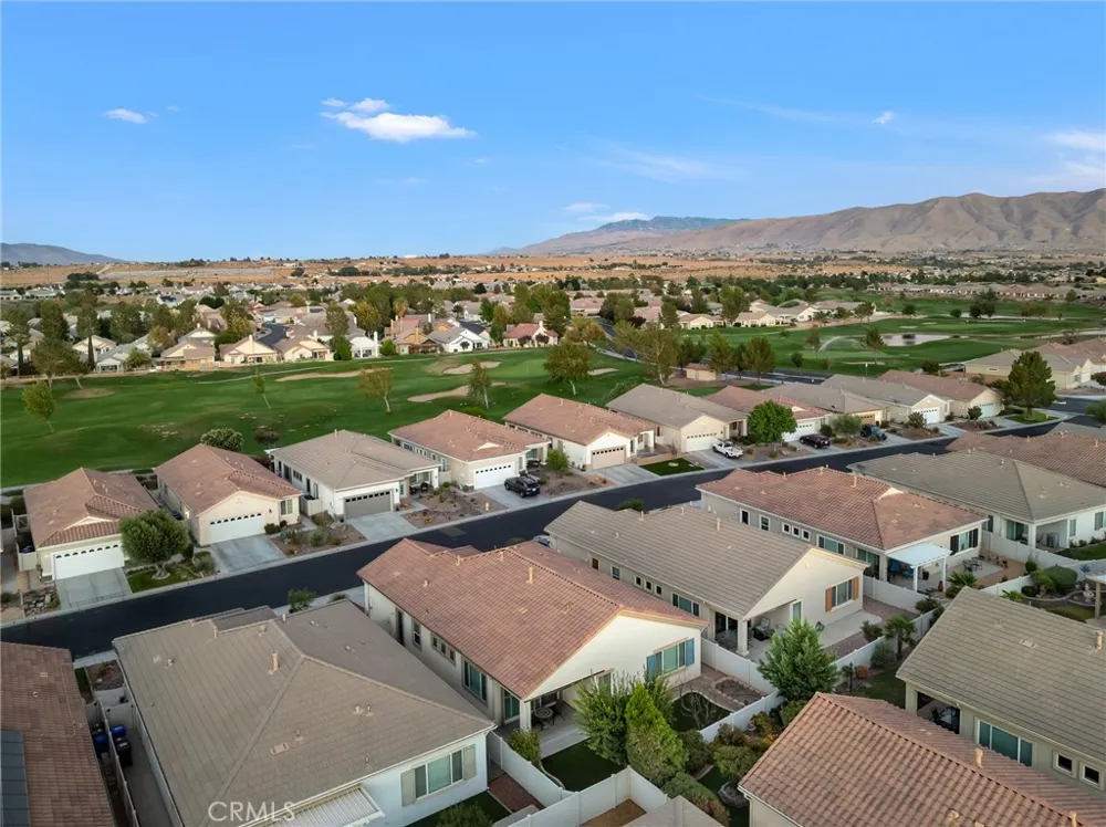 11162 Avonlea Apple Valley, CA 92308