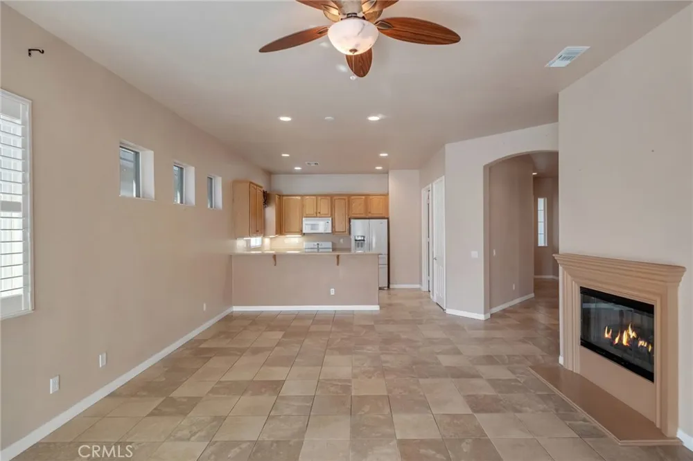11162 Avonlea Apple Valley, CA 92308