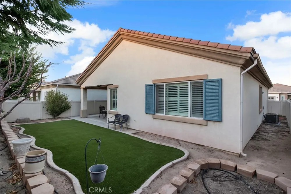 11162 Avonlea Apple Valley, CA 92308