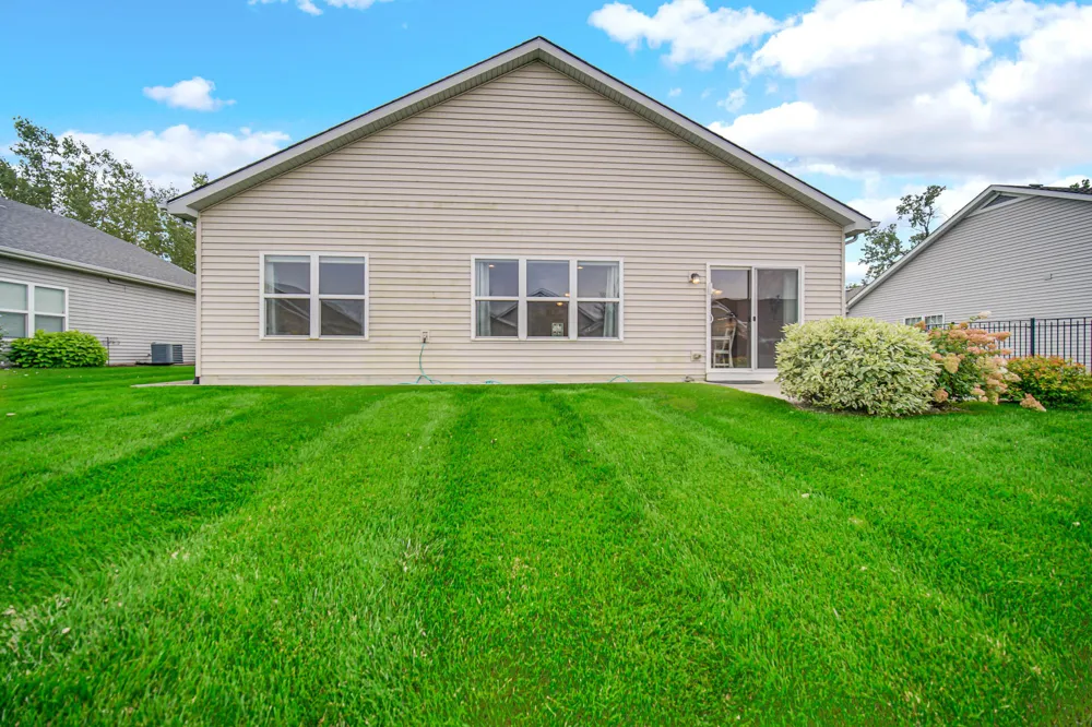 1592 Harrington Avenue Chesterton, IN 46304