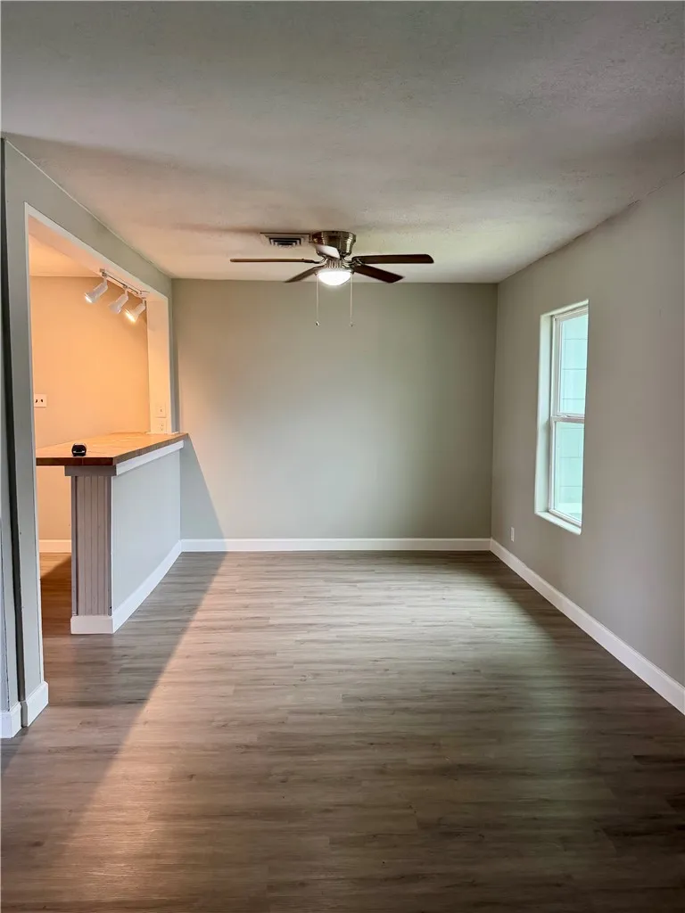 1315 Brentwood Drive Corpus Christi, TX 78415