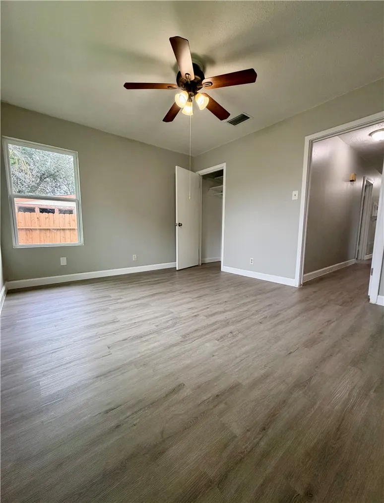 1315 Brentwood Drive Corpus Christi, TX 78415