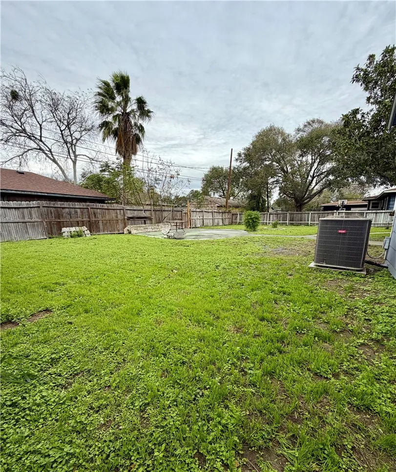 1315 Brentwood Drive Corpus Christi, TX 78415