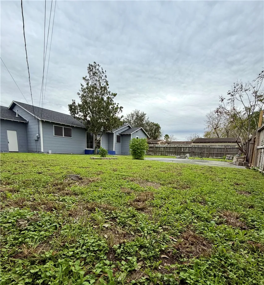 1315 Brentwood Drive Corpus Christi, TX 78415