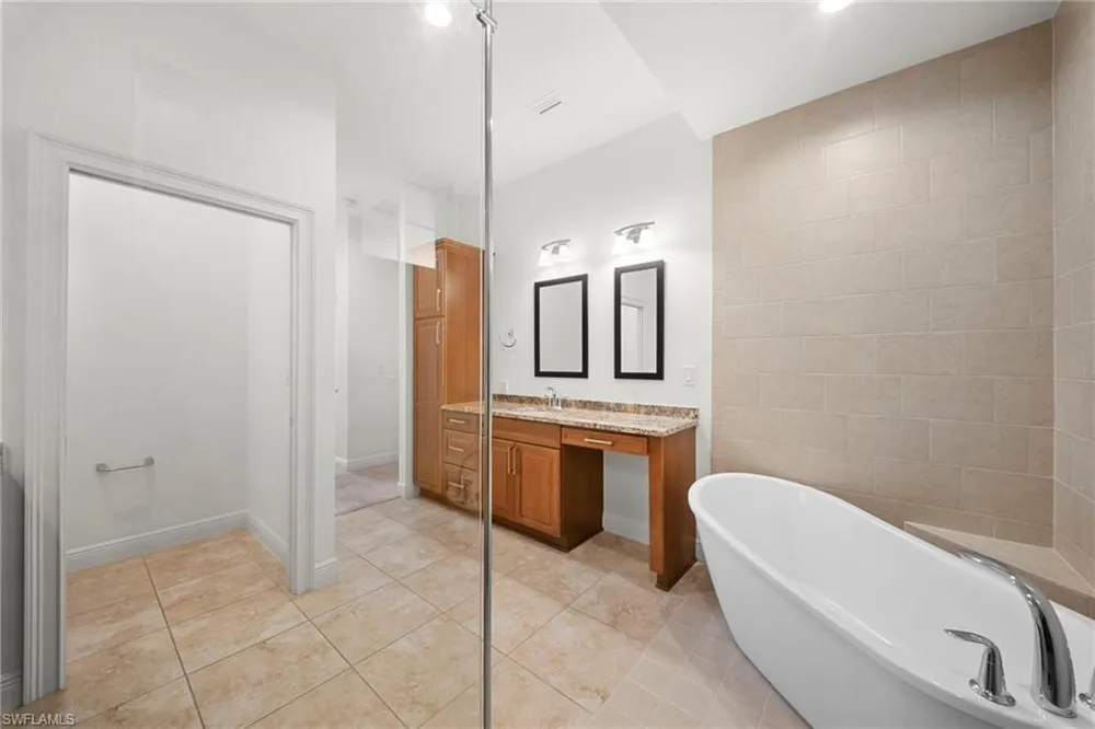 21450 Strada Nuova Circle #A302 Estero, FL 33928