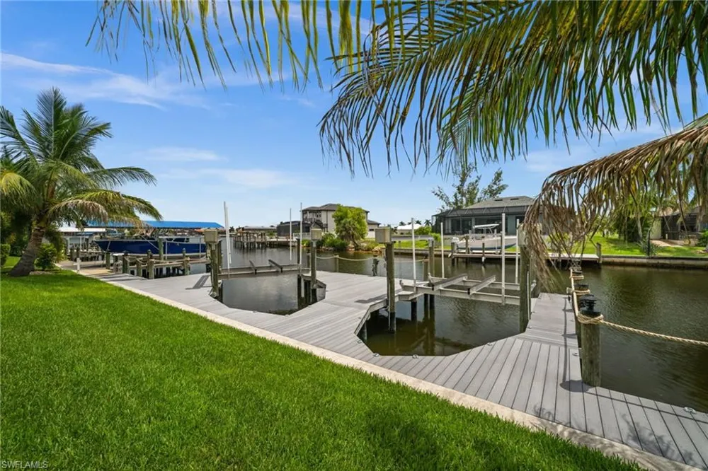 3520 SW 3rd Terrace Cape Coral, FL 33991