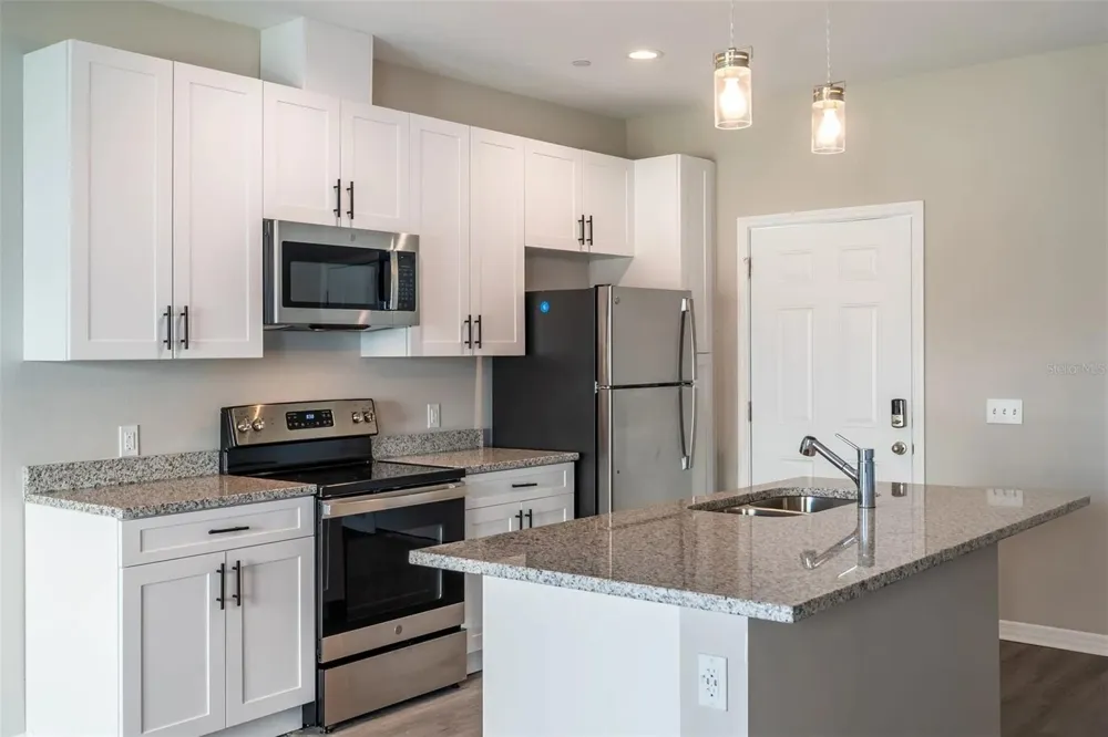 2101 SEBRING PLACE Clearwater, FL 33760