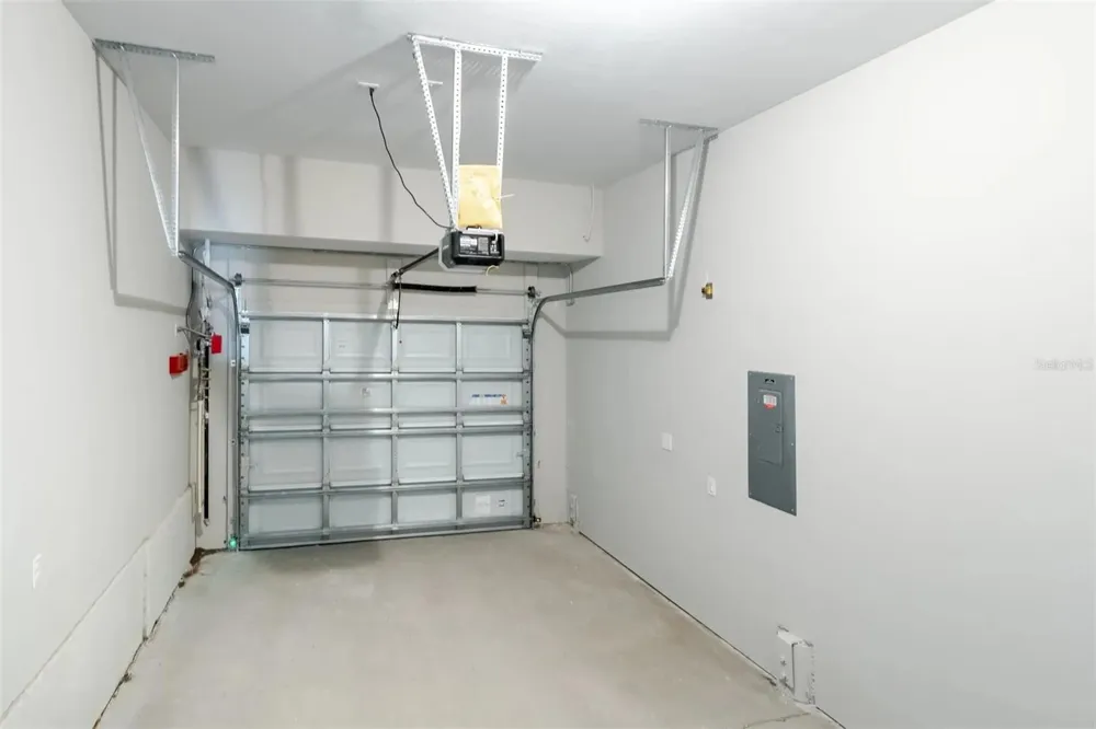 2101 SEBRING PLACE Clearwater, FL 33760